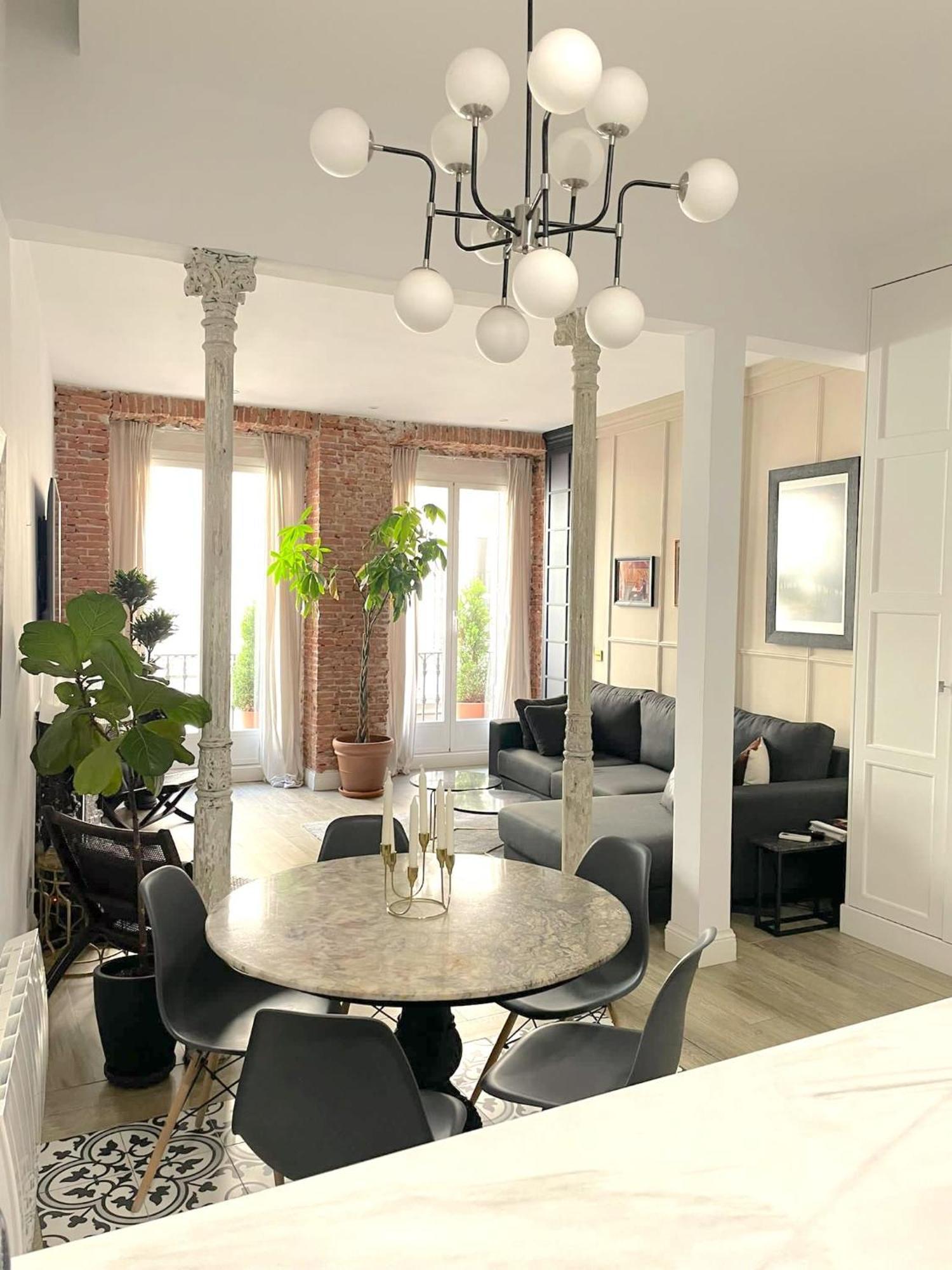 New In City-center, Gran Via Appartement Madrid